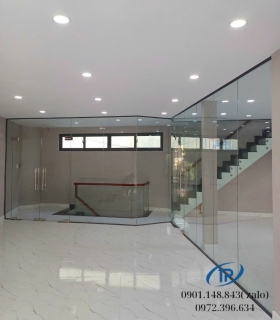 Vách kính cường lực                văn phòng