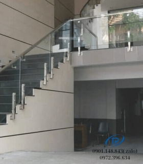 Lan can kính cường lực cầu thang-mẫu 18