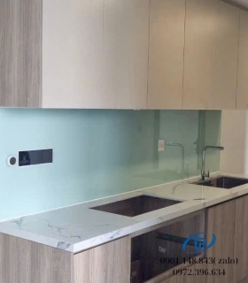 Kính màu ốp bếp -Mẫu 14