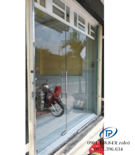 kính cường lực 1 cánh mở - Mẫu 04