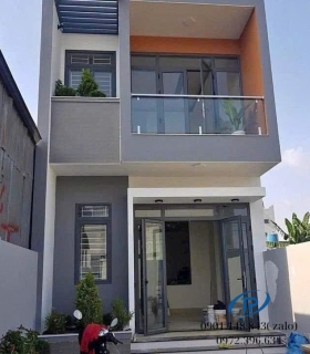 Lan can kính cường lực ban công-mẫu 1