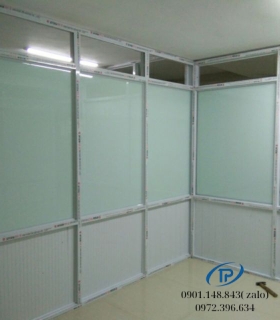 Vách ngăn nhôm kính-mẫu 8