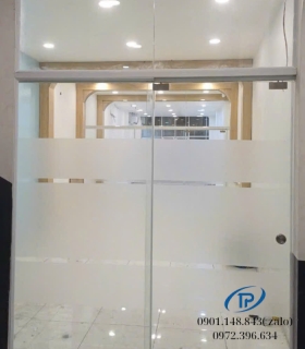 Cửa kính cường lực 1 cánh lùa trượt - Mẫu 12