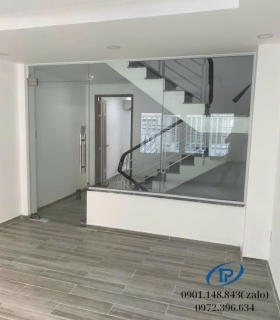 Vách kính cường lực ngăn phòng